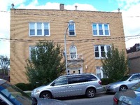 6950 W Schubert Ave in Chicago, IL - Building Photo - Building Photo