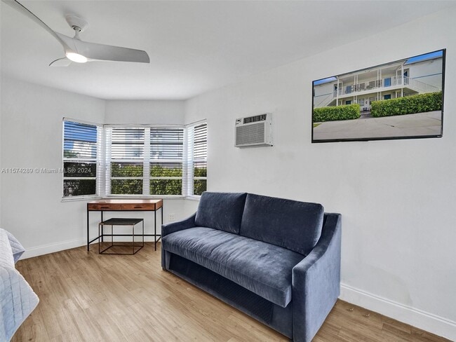 property at 7143 Bonita Dr