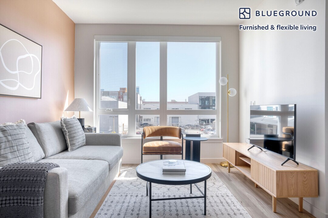 975 Bryant St, Unit FL3-ID1423 in San Francisco, CA - Building Photo