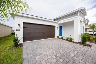 4718 Golden Knight Blvd in Kissimmee, FL - Building Photo - Building Photo