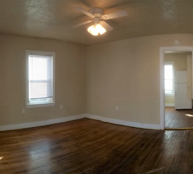 1104 1/2 Wallace St in Clovis, NM - Building Photo - Building Photo