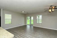 15725 High Bell Pl in Bradenton, FL - Building Photo - Building Photo