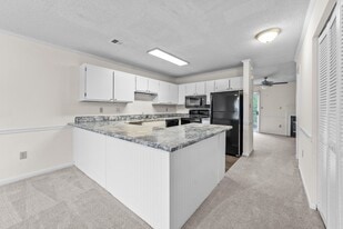 Rosewood at Colony Square in Rocky Mount, NC - Building Photo