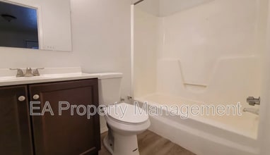 336 Grove St SE in Albuquerque, NM - Building Photo - Building Photo