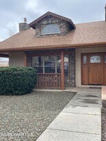 2575 Solar View Dr in Chino Valley, AZ - Building Photo