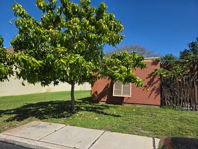 property at 10343 Greenhouse Rd