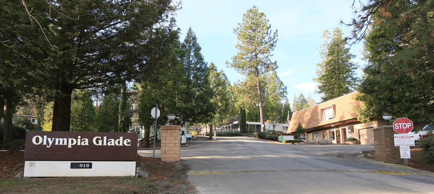 Olympia Glade Mobile Estates in Grass Valley, CA - Foto de edificio