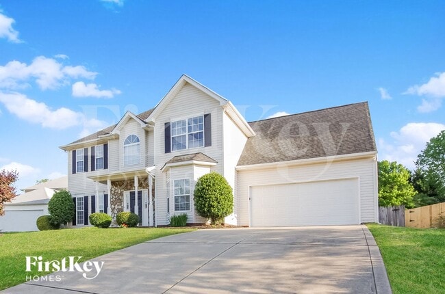 105 Mark Twain Ct in Mount Holly, NC - Building Photo - Building Photo