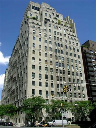 740 Park Ave in New York, NY - Building Photo - Building Photo