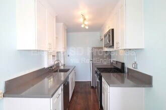 3695 Columbia St in San Diego, CA - Building Photo - Building Photo