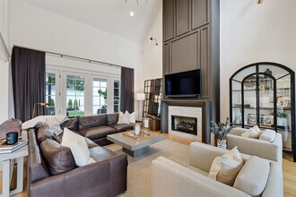1734 Glen Echo Rd in Nashville, TN - Building Photo - Building Photo
