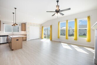 11035 Woodmont Wy in Independence, KY - Building Photo - Building Photo
