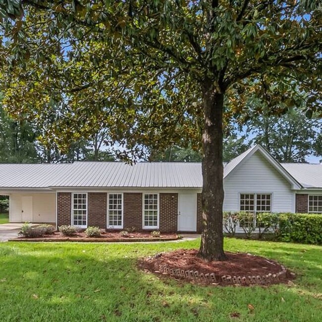 property at 4215 Smith St
