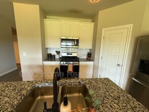 14605 Travertine Fls Ln in Oklahoma City, OK - Building Photo - Building Photo