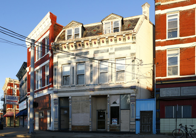 268 Pike St in Covington, KY - Building Photo - Building Photo