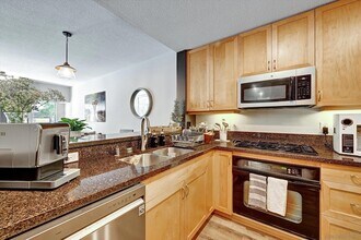 850 Beech St, Unit 315 in San Diego, CA - Foto de edificio - Building Photo