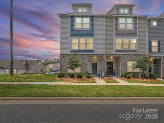 property at 8332 Waxhaw Hwy