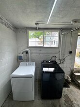 2401 Plum St in Erie, PA - Building Photo - Building Photo