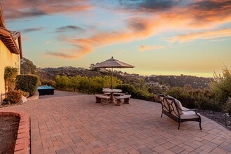 29472 Welk Highland Dr in Escondido, CA - Building Photo - Building Photo