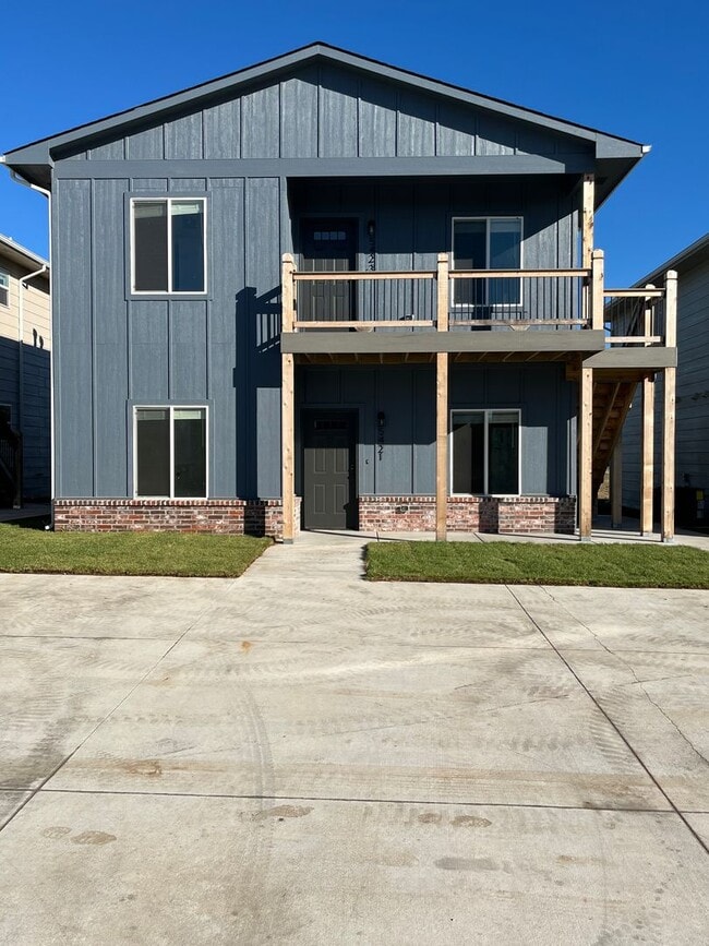 property at 5421 N Gray Dr