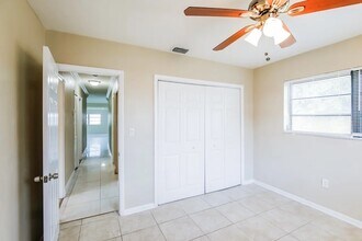 4530 Crosstie Rd N in Jacksonville, FL - Building Photo - Building Photo