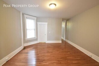 2355 N High St in Columbus, OH - Building Photo - Building Photo