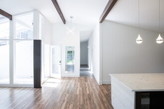 523 Green Bay Rd in Highland Park, IL - Building Photo - Building Photo