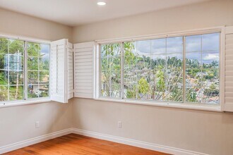 6046 Delphi St in Los Angeles, CA - Building Photo - Building Photo