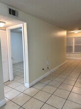 4536 Commander Dr in Orlando, FL - Foto de edificio - Building Photo