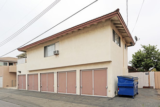 13271 Fletcher St in Garden Grove, CA - Building Photo - Building Photo