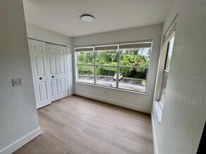 5144 Conroy Rd in Orlando, FL - Building Photo - Building Photo