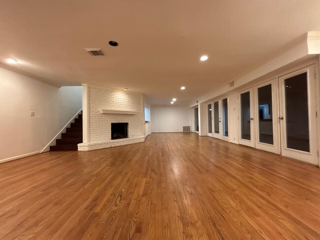 property at 919 S Ripple Creek Dr