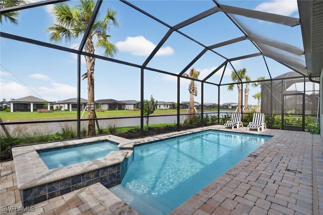 property at 1953 Fresno Ave