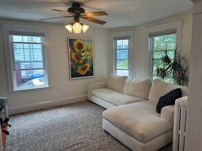 78 Fairview Ave in Belmont, MA - Foto de edificio - Building Photo