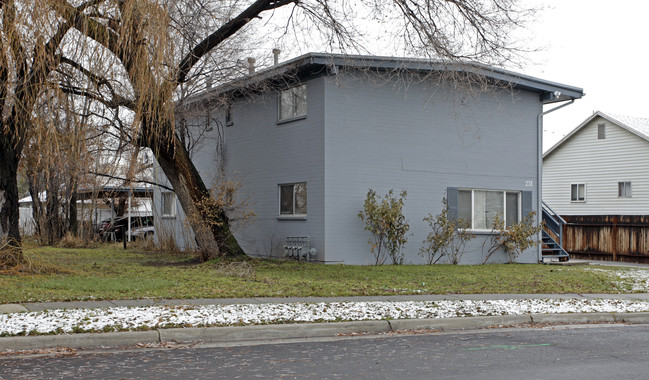 238 E Vidas Ave in Salt Lake City, UT - Foto de edificio - Building Photo