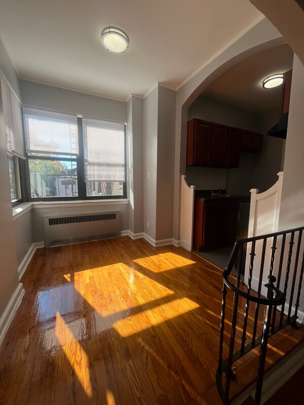 7 Chestnut St in East Orange, NJ - Foto de edificio - Building Photo