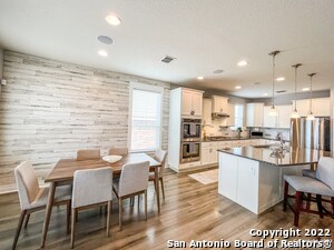 7427 Valle Msn in Boerne, TX - Building Photo - Building Photo