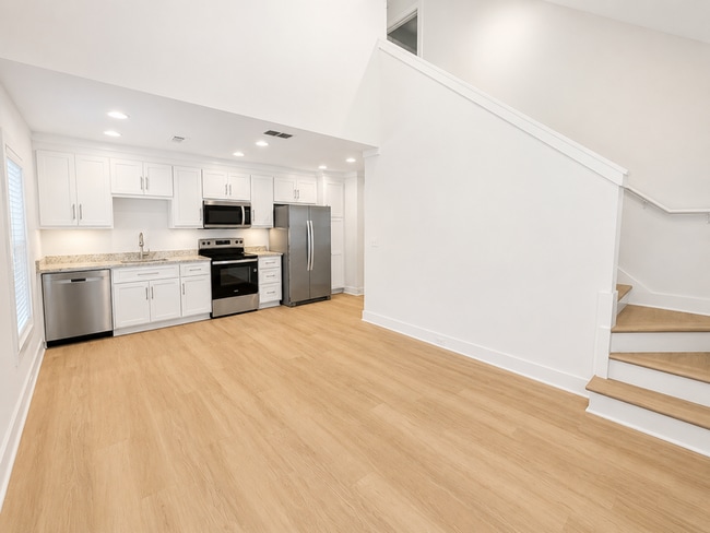 property at 1541 Payne St