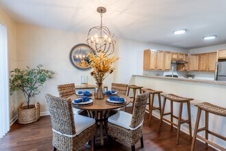 Orchard Hills Landings in Newburgh, NY - Foto de edificio - Building Photo