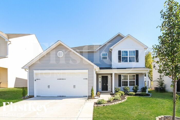 6 Elsworth Ct in McLeansville, NC - Building Photo