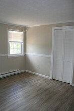 25 Ernest Ave in Exeter, NH - Foto de edificio - Building Photo