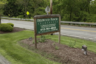 Bellwood Manor Apartments in Pittsburgh, PA - Foto de edificio - Building Photo