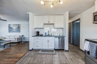 3525 S Bannock St in Englewood, CO - Building Photo - Building Photo