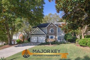 1620 Midland Ct in Alpharetta, GA - Building Photo