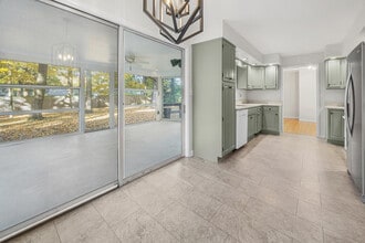 1527 Summit Dr in West Lafayette, IN - Building Photo - Building Photo