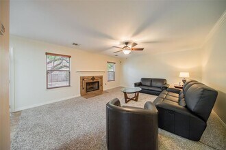 1111 Heritage Park Dr in Cedar Park, TX - Building Photo - Building Photo