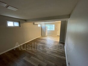 8630 Burton Ave in St. Louis, MO - Building Photo - Building Photo