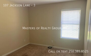 107 Jackson Ln in Lincoln, AL - Building Photo - Building Photo