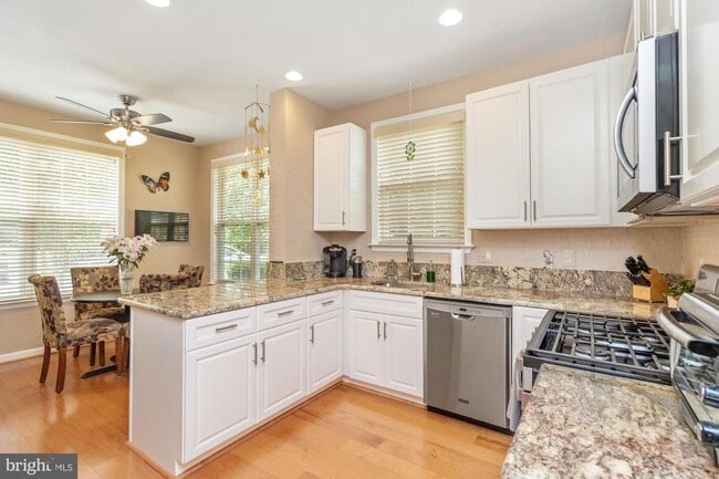 8806 Howard Forest Ln in Pikesville, MD - Building Photo - Building Photo