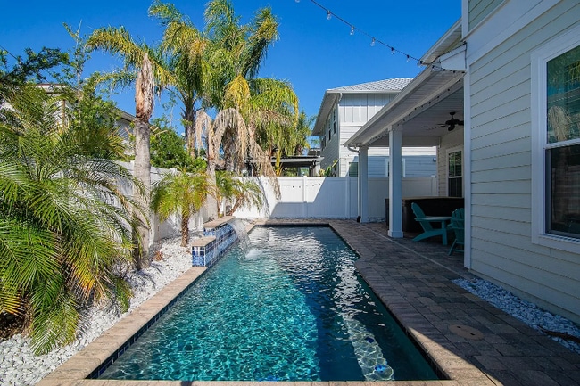 property at 249 40th Ave S